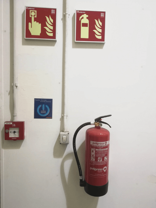 instalacion extintores de incendios madrid